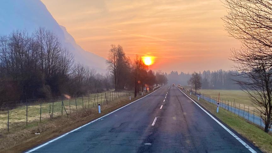 © Klaus Santner Morgenstund hat Gold im Mund: Gailtalzubringer Richtung Villach. (Klaus Santner)