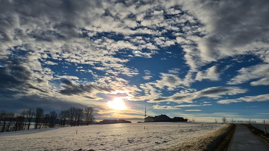 © Doris Stemeseder Die Wolken verziehen sich und die Sonne darf scheinen: Flachgau, Seekirchen. (Doris Stemeseder)