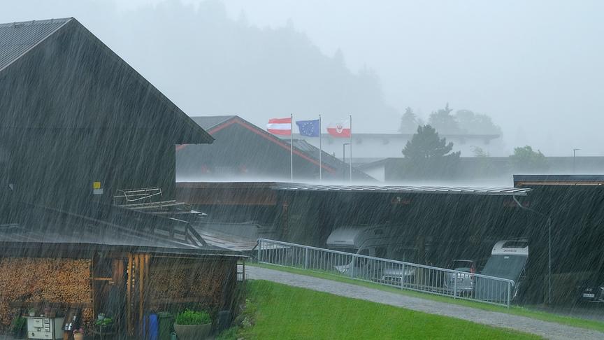 © Roberto Moresco Es schüttet aus Kübeln. (Roberto Moresco)