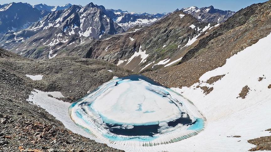 © Leopold Schützeneder Perfekter Bergtag im Sellrain - Kraspesee im Juli. (Leopold Schützeneder)