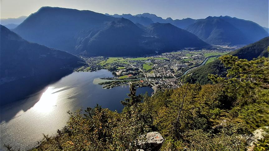 © Rudolf Hofstätter Blick über Ebensee und das Trauntal vom Kleinen Sonnstein aus gesehen. (Rudolf Hofstätter)