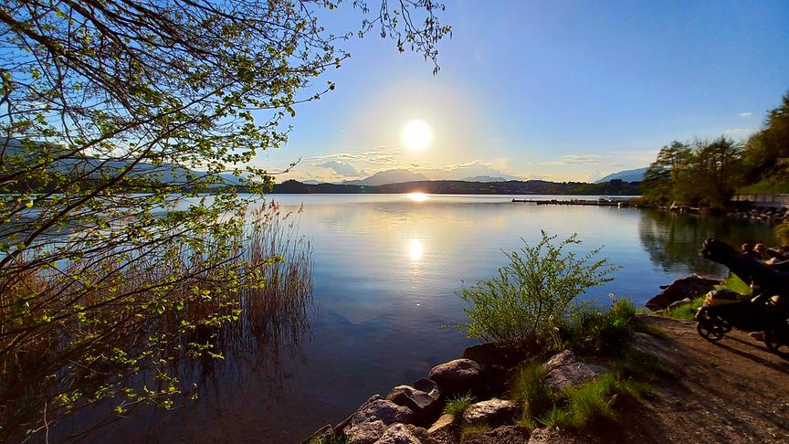 © Sabine Lauß Sonnenuntergang am Faakersee (Sabine Lauß)