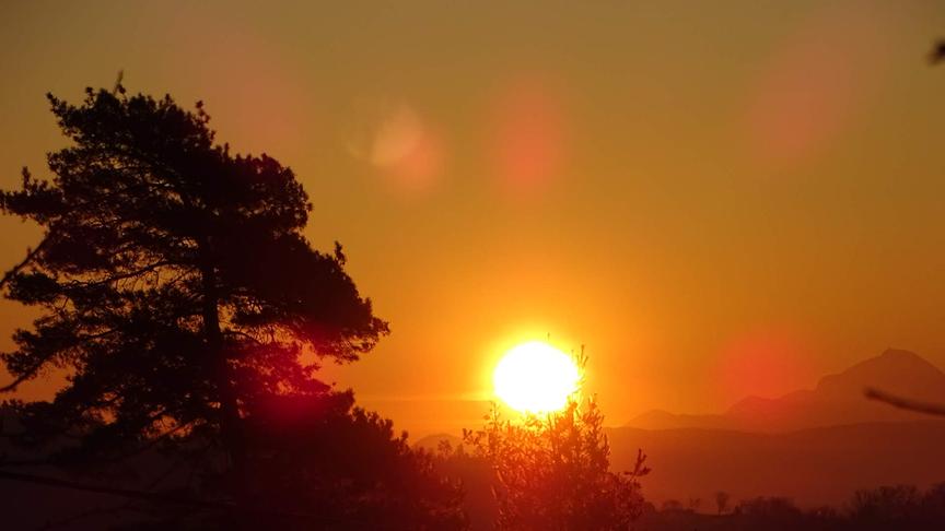© Ernst Moser Wunderschöner Sonnenaufgang in Wölfnitz. (Ernst Moser)