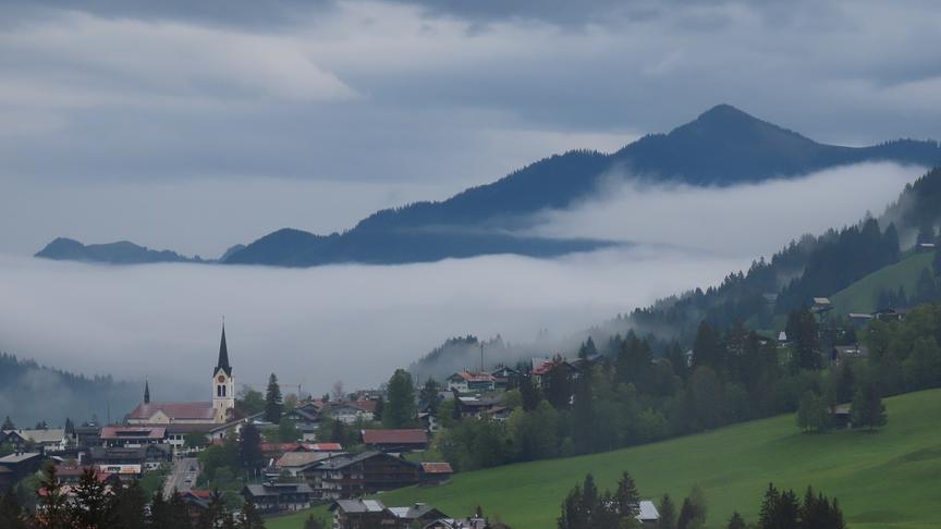 © Hans ter Braak Nebel bis 1.100 m in Vorarlberg. (Hans ter Braak)