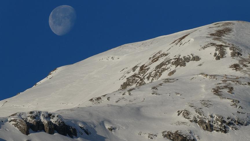 © Ferdinand Mader Der Mond geht leis dahin. (Ferdinand Mader)
