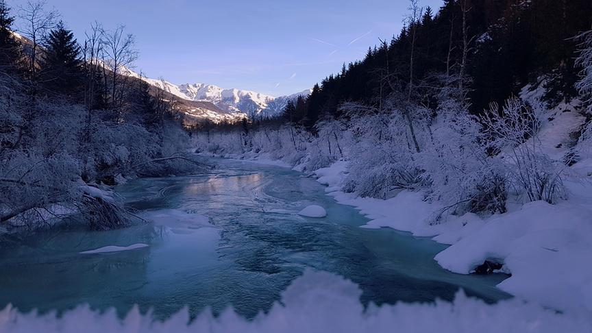 © Caro Guttner Die Isel in Virgen bei -10 Grad ist fast zugefroren. (Caro Guttner)