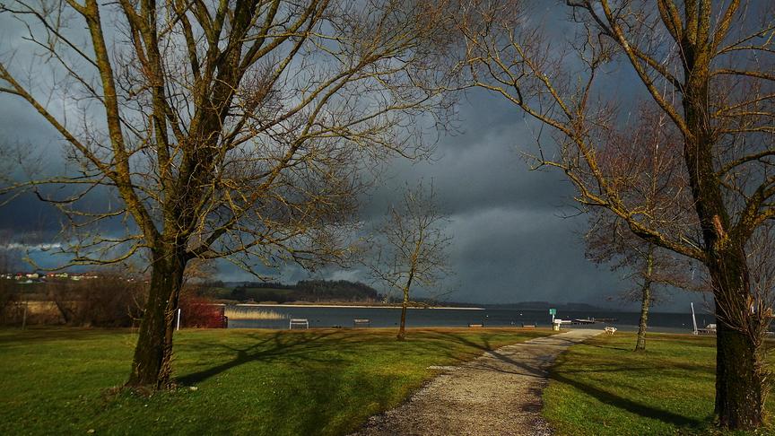 © Emma Sommeregger Strandbad Seekirchen am Wallersee kurz vor einem Schneesturm. (Emma Sommeregger)