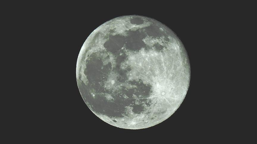 © Karl Zettelbauer Vollmond aus Sicht von Wollsdorferegg. (Karl Zettelbauer)