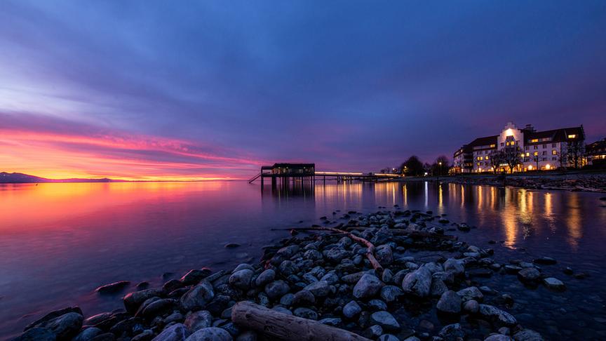 © Friedrich Böhringer Nach Sonnenuntergang am Kaiserstrand in Lochau. (Friedrich Böhringer)