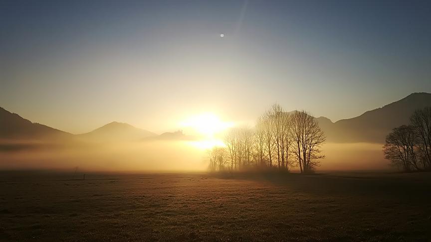 © Herwig Forster Goldener Sonnenaufgang im Ennstal - da lächelt die Seele. (Herwig Forster)
