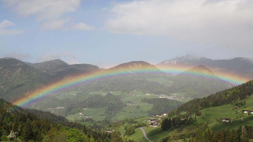 © Martina Ampferer Regenbogen über Brandenberg. (Martina Ampferer)