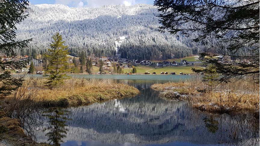 © Caro Cuttner Auch am Weißensee ist es wieder angezuckert. (Caro Cuttner)