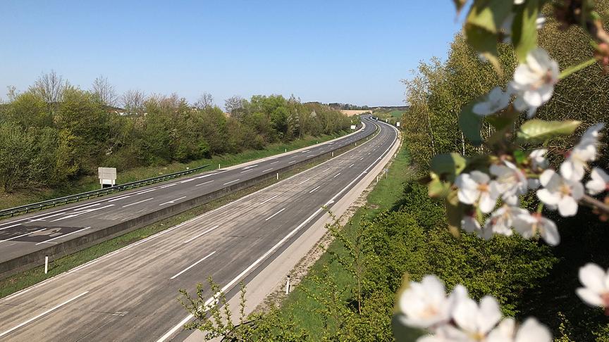 © Michelmayer Wolfgang Westautobahn bei Stadt Haag, Fahrtrichtung Salzburg. (Michelmayer Wolfgang)