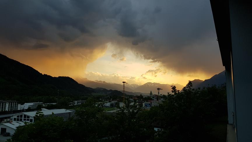 © Andrea Crljic Blick von Hall in Tirol Richtung Innsbruck. (Andrea Crljic)