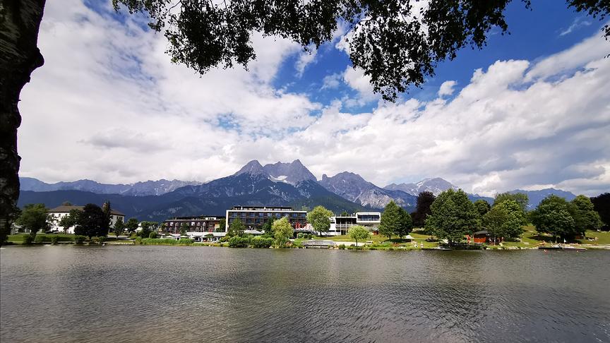 © Georg Ackerer Herrliche Aussicht vom Ritzensee auf das Steinerne Meer. (Georg Ackerer)