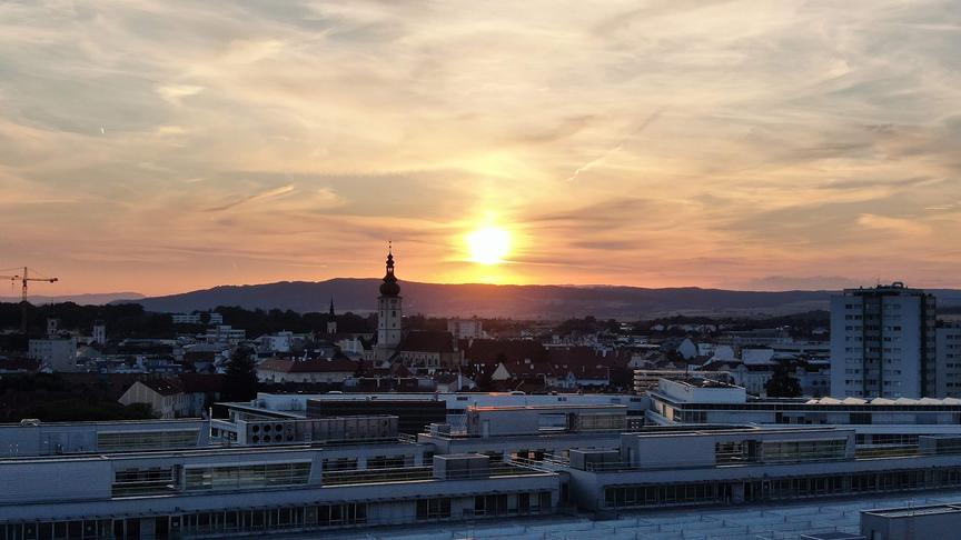 © Gernot Ambros Sonnenuntergang über St. Pölten, aufgenommen mit meiner Drohne. (Gernot Ambros)