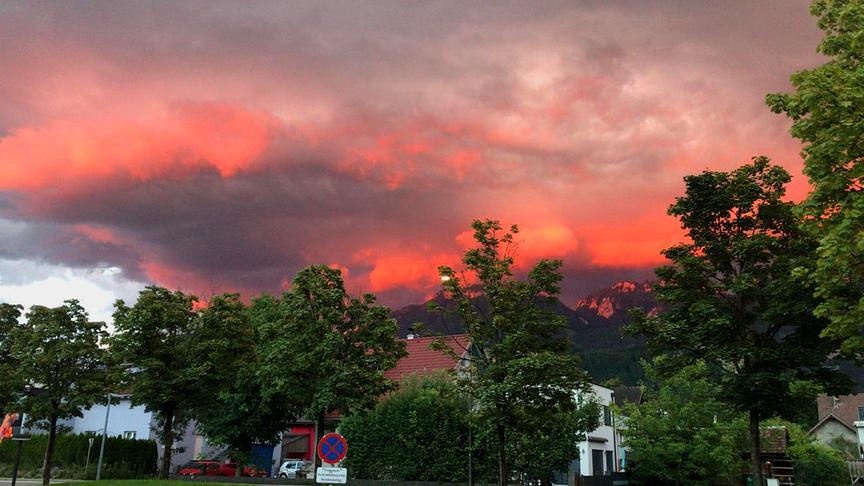 © Kurt Nöhmer Morgenröte über Kärnten. (Kurt Nöhmer)