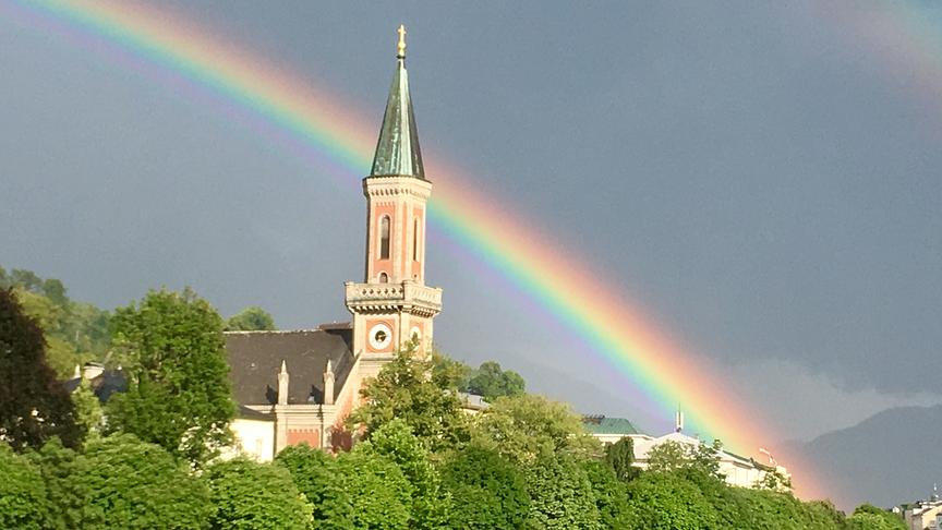 © Michaela Walkner Regenbogen über Salzburg. (Michaela Walkner)