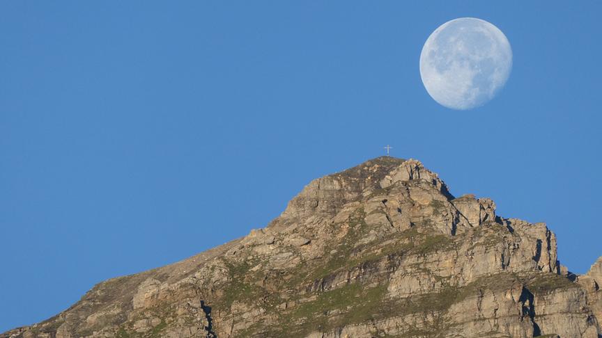 © Ferdinand Mader In die Berg bin i gearn - Obernberger Tribulaun 2.780m. (Ferdinand Mader)