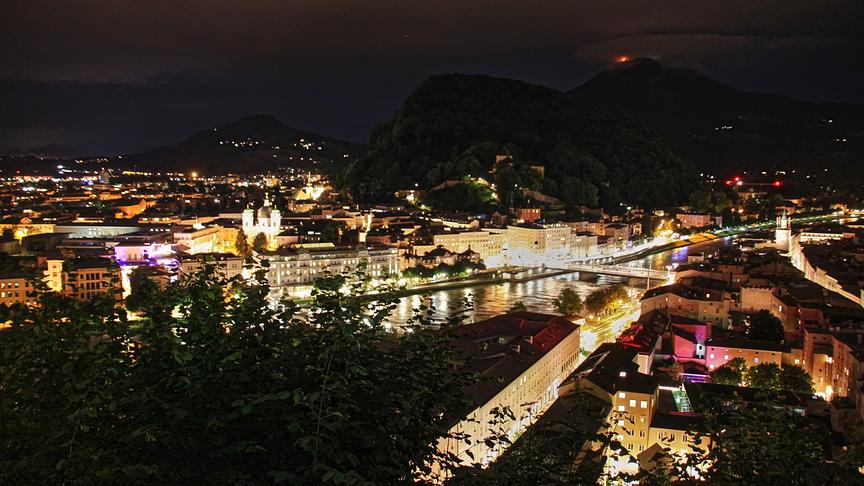 © Emma Sommeregger Die schöne Stadt Salzburg vom Mönchsberg aus fotografiert. (Emma Sommeregger)
