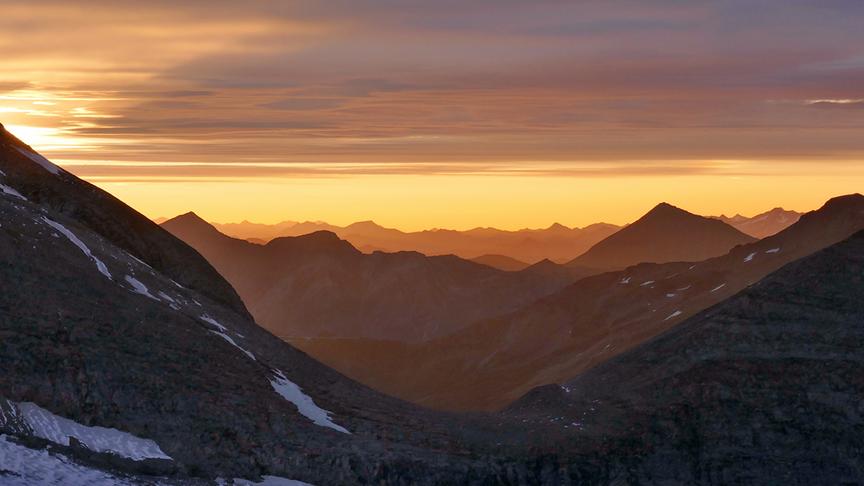 © Werner Zirnig Sonnenaufgang über dem Salzburger Teil der Hohen Tauern. (Werner Zirnig)
