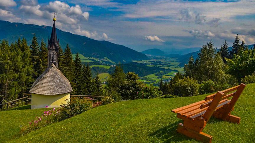 © Siegfried Schlager Toller Blick von einem Bergkircherl bei Möderbrugg ins Tal Richtung Judenburg. (Siegfried Schlager)