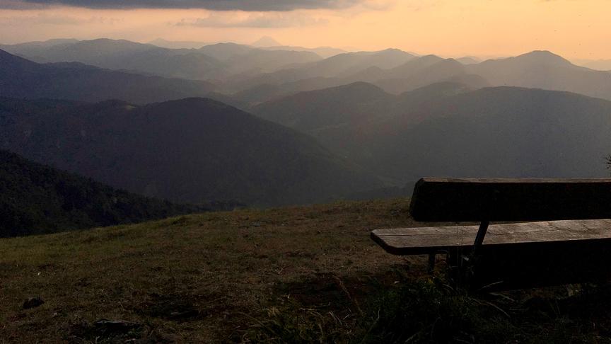© Nina Ebner Tolle Sonnenlichtstimmung auf meinen Hausberge mit Blick zum Ötscher. (Nina Ebner)
