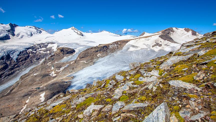 © Christa Kramer Der Blick zum Johannesberg und Hohe Riffl in den Hohen Tauern. (Christ Kramer)
