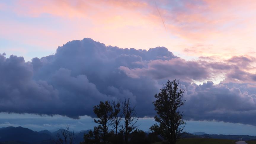 © Rudolf Kössl Wunderbare Abendstimmung am Franzenreitherberg bei Randegg. (Rudolf Kössl)