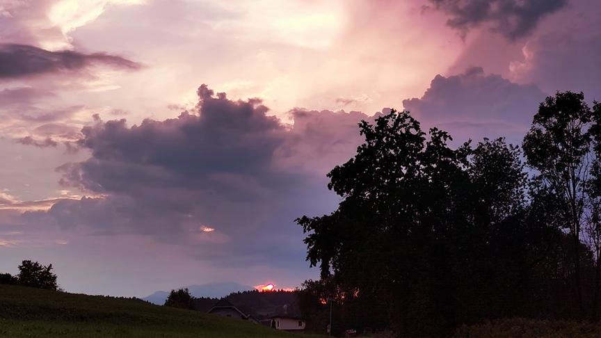 © Doris Blüm Abendstimmung über Velden. (Doris Blüm)