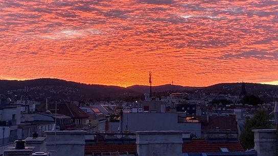 © Gerry Markgraf Prachtvoller Sonnenuntergang, im 18. Bezirk aufgenommen. (Gerry Markgraf)