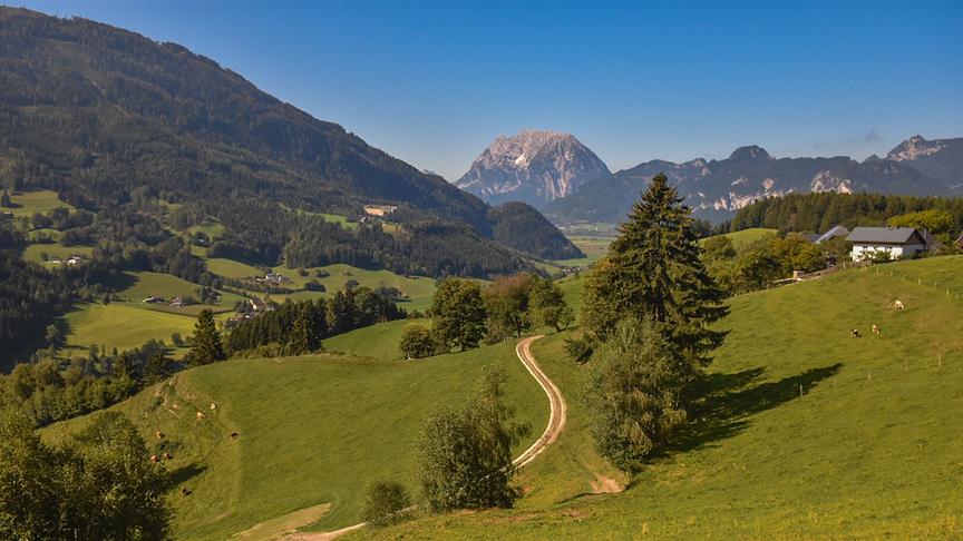 © Siegfried Schlager Ennstal, Grimming-Blick vormittags nach Auflösung des Nebels. (Siegfried Schlager)