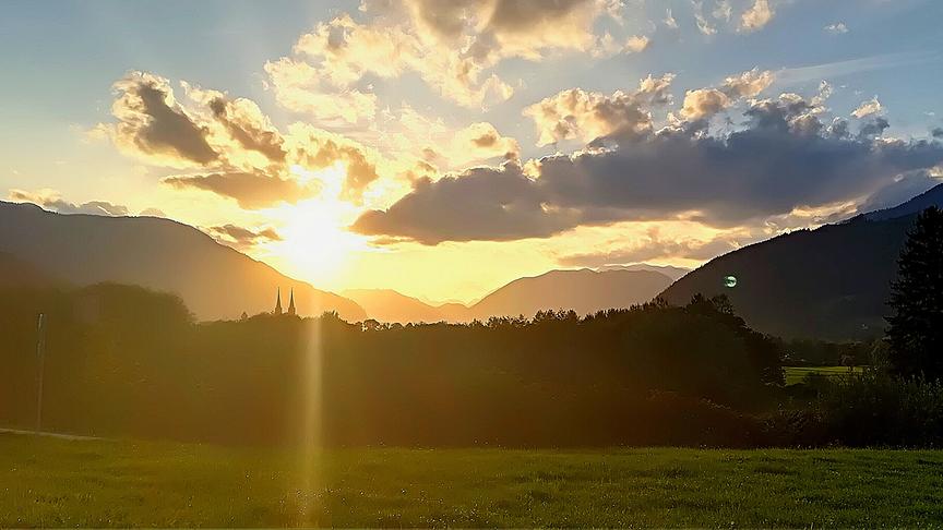 © Herwig Forster Wunderschöner Sonnenuntergang in Admont. (Herwig Forster)