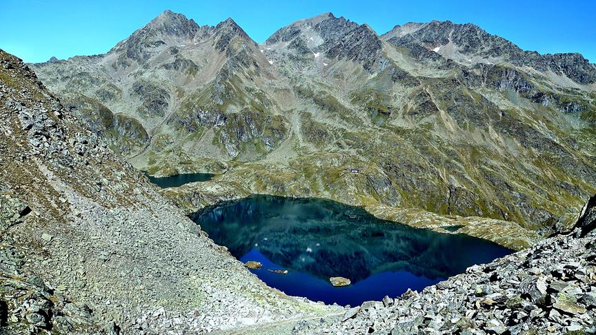 © Werner Zirnig Perfektes Bergwetter für eine hochalpine Wanderung zu einem Schatz der Kärntner Bergwelt - Wangenitzsee mit Petzeck in der Schobergruppe. (Werner Zirnig)