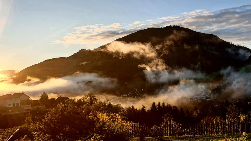 © Franz Fuchsluger Sonnenaufgang über Ybbsitz bei +2 Grad. (Franz Fuchsluger)