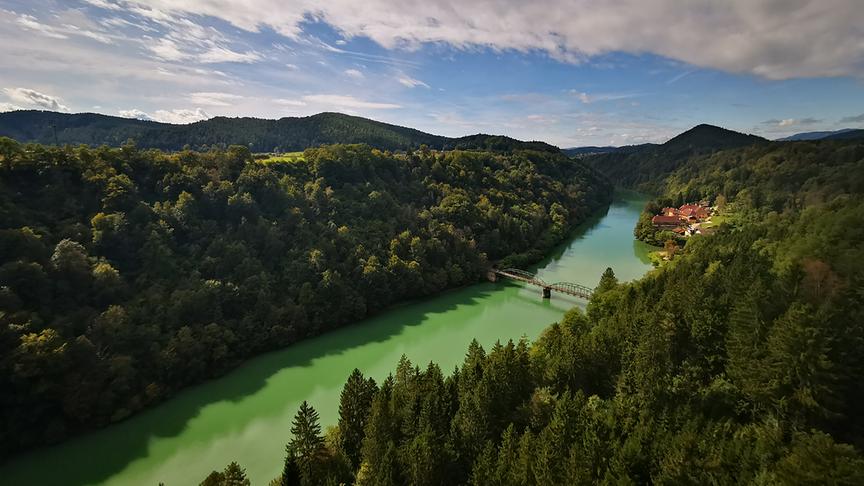 © Manuel Gosch Wunderbarer Blick von der Jörg Haider Brücke aus gesehen. (Manuel Gosch)