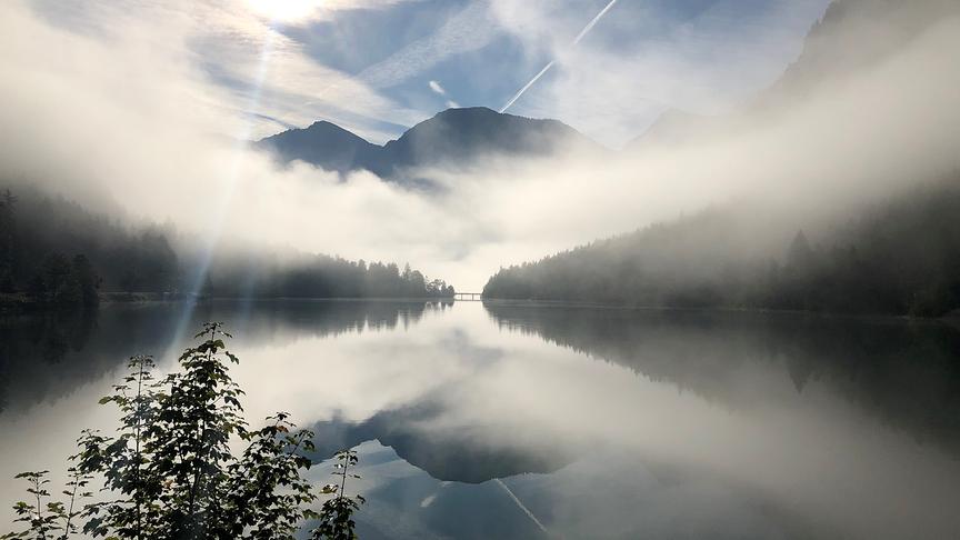 © Horst Eisele Plansee im Nebel-Wolkenspiel. (Horst Eisele)