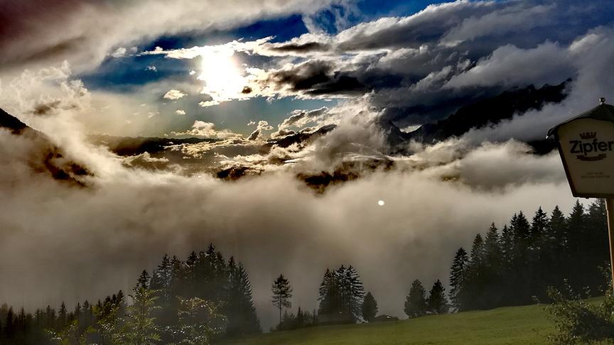 © Neuner Ingrid Panorama vom Zintberg in Richtung Innsbruck. (Neuner Ingrid)