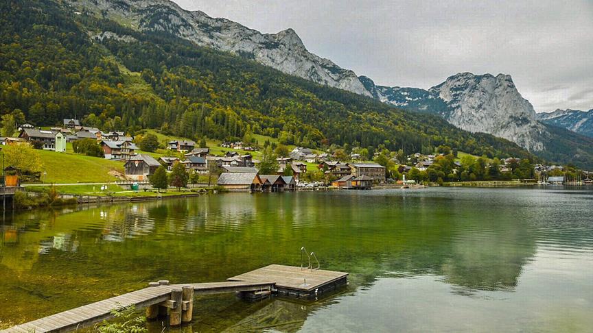 © Siegfried Schlager Mystische Stimmung im Herbst am Grundlsee. (Siegfried Schlager)