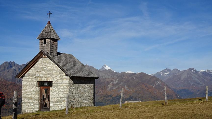 © Hans Ebner Kapelle mit Blick auf den Großglockner beim Gh Glocknerblick im Astental im Mölltal. (Hans Ebner)
