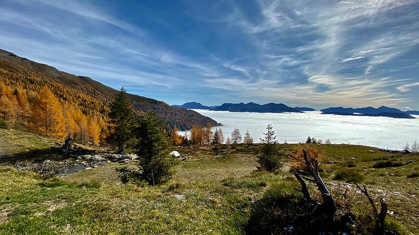 © Harald Wallner Über den Nebelfeld im Oberen Drautal mit Blick auf den Reißkofel. (Harald Wallner)