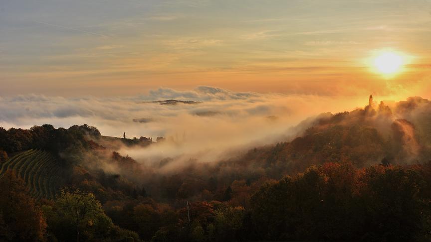 © Ferdinand Schlögelhofer Sonnenaufgang in Kitzeck. (Ferdinand Schlögelhofer)