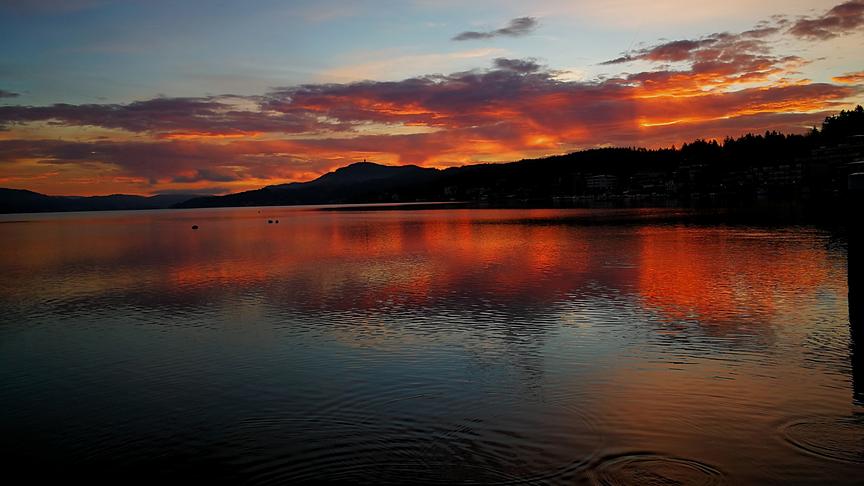 © Doris Blüm Morgenrot in der Veldener Bucht. (Doris Blüm)