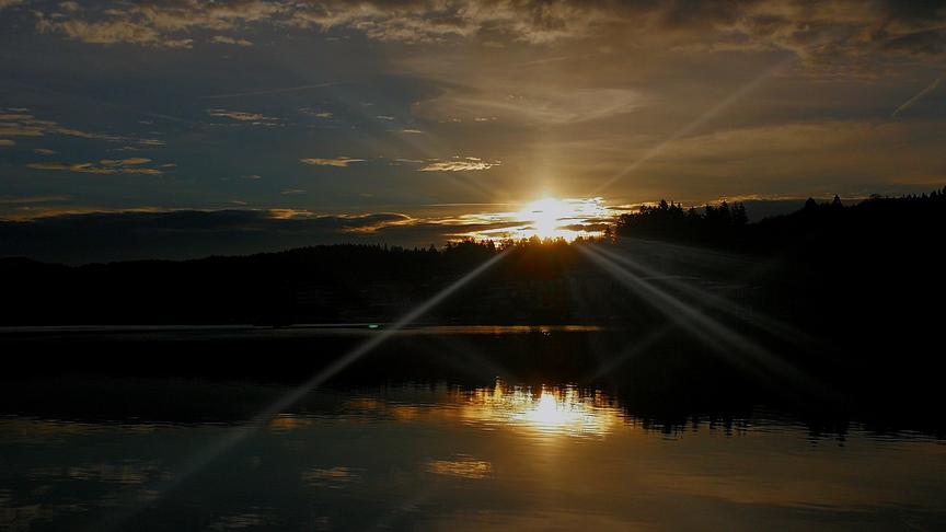 © Doris Blüm Der Sonnenstrahl am Wörthersee. (Doris Blüm)