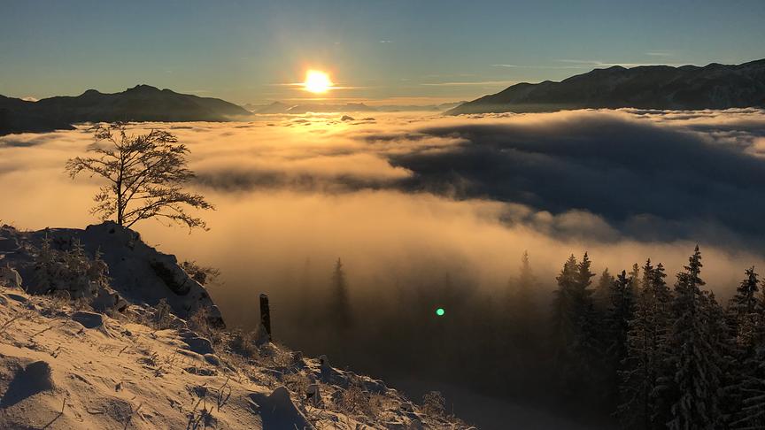 © Gerhard Selig Blick vom Erlakogel auf den Feuerkogel im Salzkammergut. (Gerhard Selig)