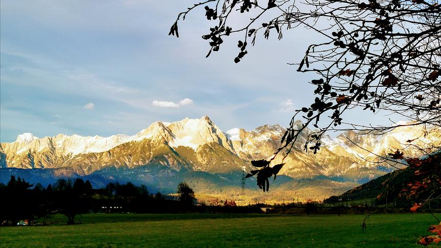 © Georg Ackerer Herbst und Winter treffen zusammen. (Georg Ackerer)