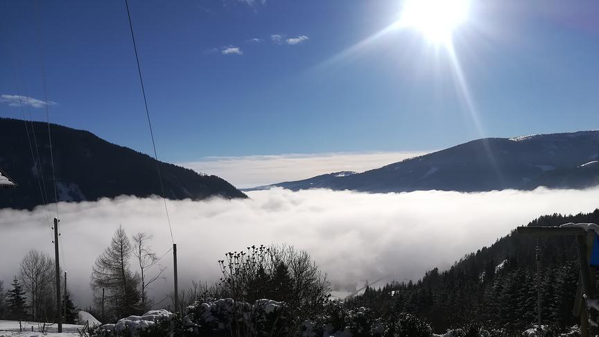 © Brigitte Kreuter Das Nebelmeer im Tal Richtung Feldkirchen. (Brigitte Kreuter)