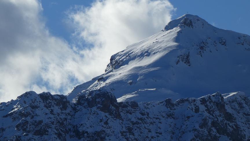 © Ferdinand Mader Mein Hausberg - der Obernberger Tribulaun 2780m. (Ferdinand Mader)