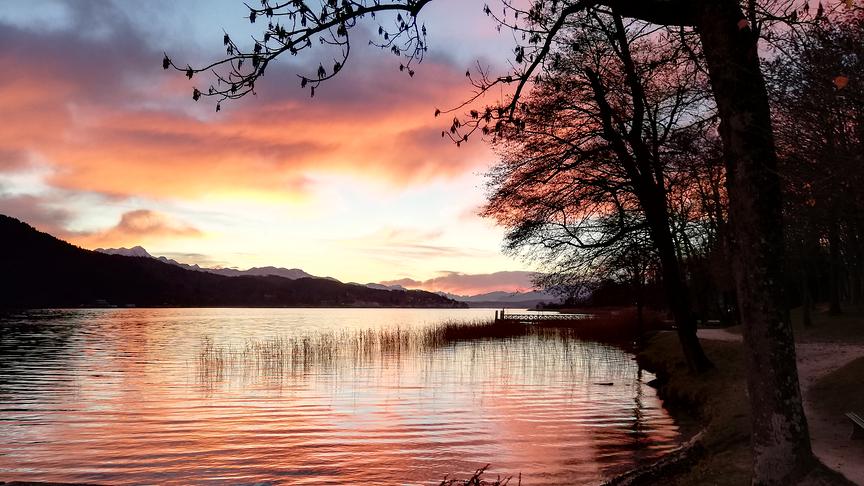 © Preihaupt Wilfried Wörthersee Richtung Velden. (Preihaupt Wilfried)