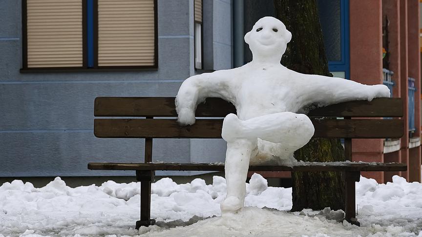 © Christiane Kolar Bei einem meiner täglichen Streifzüge mit dem Fotoapparat in Klagenfurt, habe ich einen Schneemann entdeckt. (Christiane Kolar)